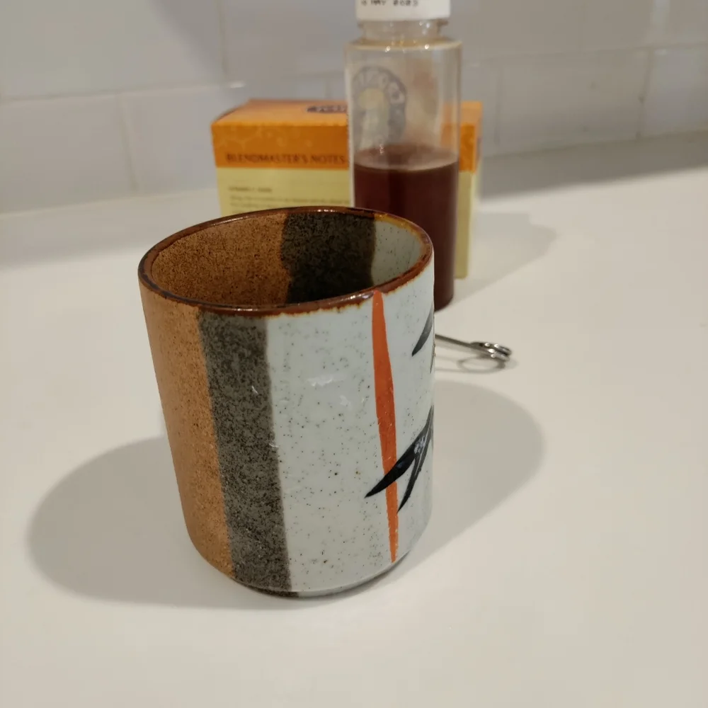 Vintage ceramic coffee mug - Picture 2 of 5